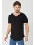 Siyah Erkek Oval Kesim Slim Fit Pis Yaka Salaş T-Shirt 1