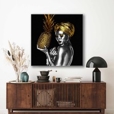 SML Tablo Elinde Ananas Tutan Gold Makyajlı Pırıltılı Dudaklı Gümüş Kadın Dekoratif Kanvas Tablo