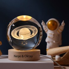 Keyfim Shop Büyük Boy Işıklı Ahşap Kaideli Satürn Cam Küre 8cm
