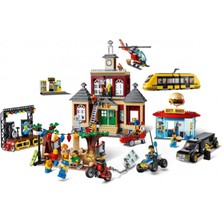 LEGO City 60271 Ana Meydan (1517 Parça)