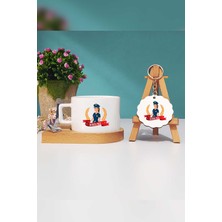 Hedizu Kadın Polise Hediye Ahşap Altlıklı Fincan ve Anahtarlık