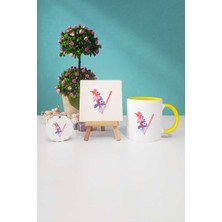 Hedizu Özel Tasarım V Harfli Sarı Kupa Bardak Dekoratif Taş Anahtarlık