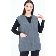Elçelya Moda Kadın Gri V Yaka Düğmeli Cepli Örgü Yün Anne Triko Yelek