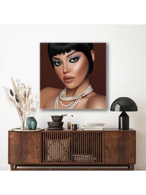 SML Tablo Mavi Tonlarında Makyajlı Inci Kolyeli Vintage Make Up Kuaför Kanvas Tablo