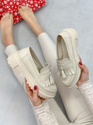 Erva'nın Butiği Bej Cilt (Tassel) Püskül Detay Kadın Loafer