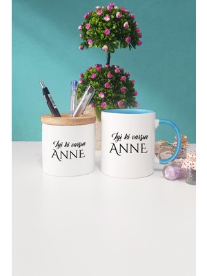 Hedizu Iyi Ki Varsın Anne Anneye Hediye Mavi Kupa Bardak Kalemlik