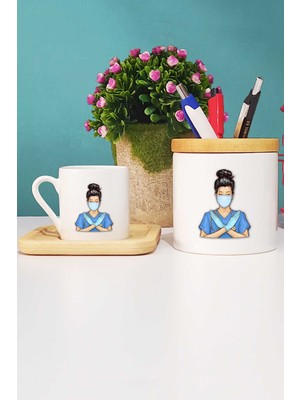 Hedizu Kadın Doktor Türk Kahvesi Fincanı Ahşap Altlıklı ve Kalemlik