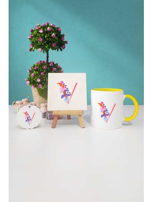 Hedizu Özel Tasarım V Harfli Sarı Kupa Bardak Dekoratif Taş Anahtarlık