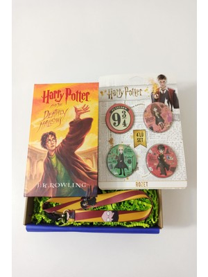 Alanç Harry Potter Kitap Görünümlü Kilitlenebilir Gizli Kasa, Boyun Ipi, Rozet Seti Hediye Seti