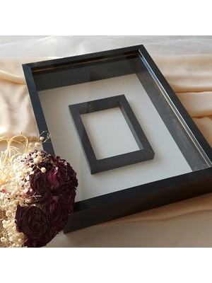 Verda Çerçeve 30 x 40 cm Siyah Renkli Isimsiz Fotoğraf Bölümlü Gül Anı Çerçevesi