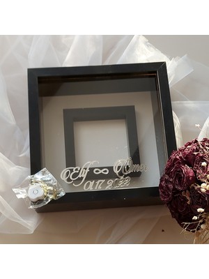 Verda Çerçeve 25 x 25 cm Siyah Renkli Fotoğraf Bölümlü Isimli ve Ledli Çerçeve