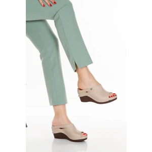 MB COLLECTİON Dolgu Topuk Deri Kadın Terlik