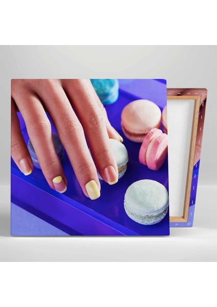 Renkli Makaronlar Sarı Detaylı Nail Art Tırnak Stüdyosu Bakım Kanvas Tablo