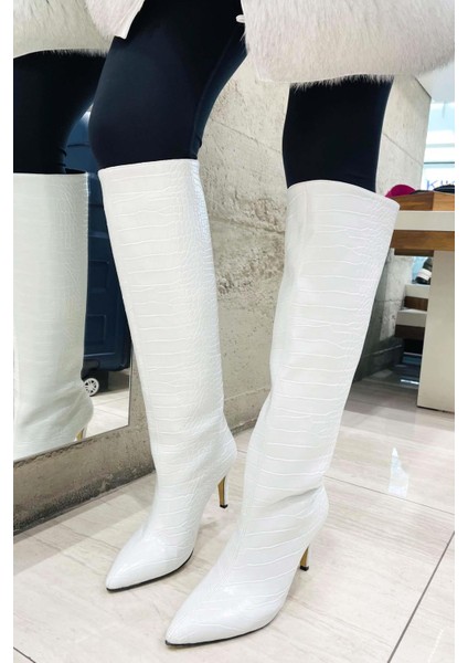 Beyaz Kroko Kadın Çizme K03240165011