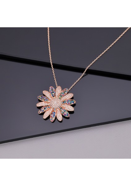 925 Ayar Gümüş Mix Taşlı Chic Papatya Kolye