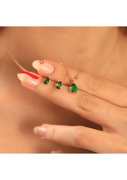 925 Ayar Gümüş Yeşil Taşlı Damla Kolye Küpe Set fırsatları