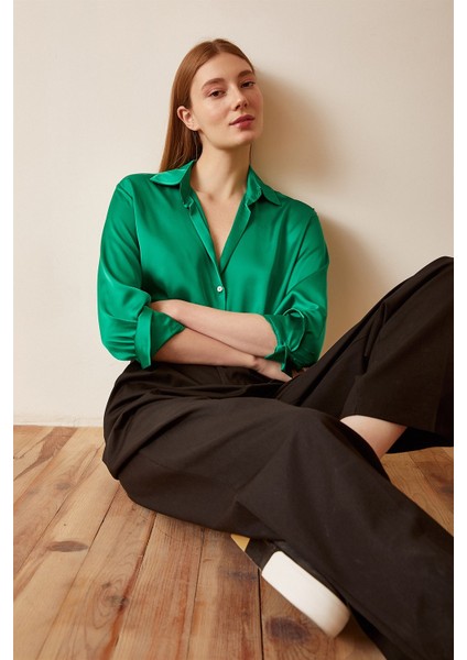 Basic Saten Gömlek