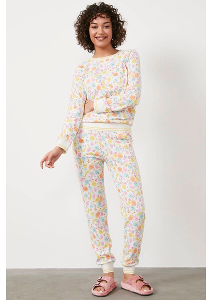 Meyve Desenli Termal Pijama Takım - Ekru