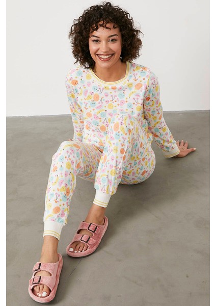 Meyve Desenli Termal Pijama Takım - Ekru