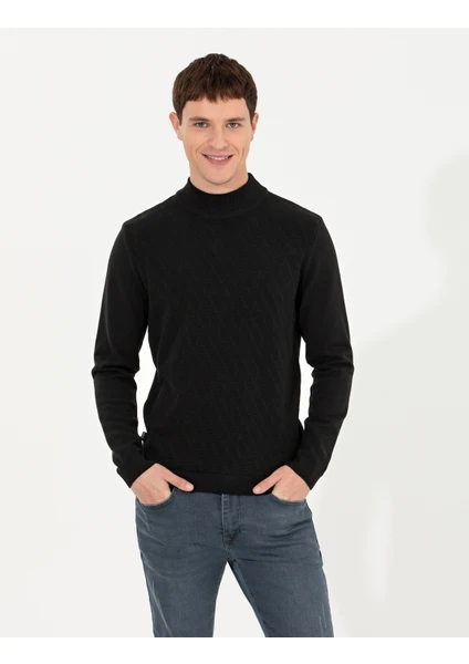 Pierre Cardin Erkek Siyah Slim Fit Yarım Balıkçı Yaka Triko Kazak 50265917-VR046