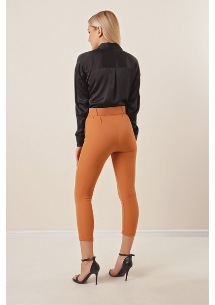 Havuç Kemerli Kumaş Pantolon indirimleri