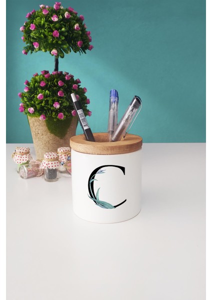 Çiçek Desenli C Harfli Siyah Kupa Bardak Kalemlik fırsatları