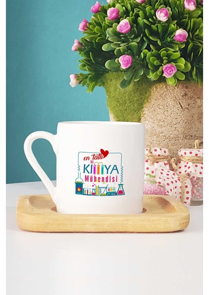 En Tatlı Kimya Mühendisi Hediye Türk Kahvesi Fincanı Ahşap Altlıklı ve Kalemlik