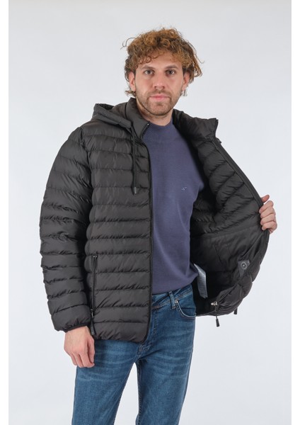 Minimalist Kapüşonlu Uzun Kol Erkek Şişme Mont modelleri