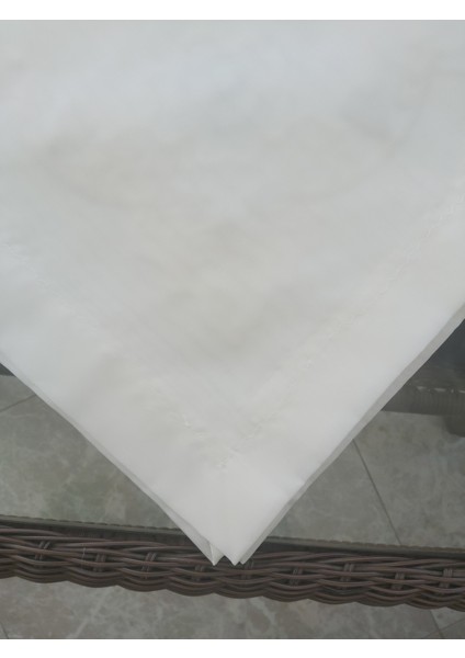 Çeyizlik Hediyelik Gelin Veya Damat Için Güpür ve Incili Dantel Aplikeli Beyaz Nişan Söz Bohçası