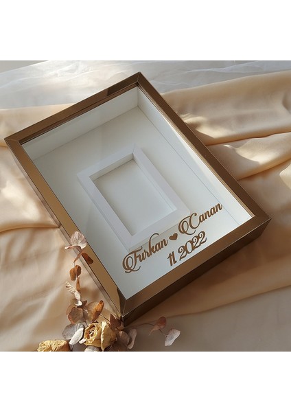 30 x 40 cm Bronz Pleksi Kaplı Fotoğraf Bölümlü Isimli Gül Anı Çerçevesi modelleri