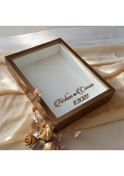 30 x 40 cm Derin Bronz Pleksi Kaplı Isimli ve Tarihli Gül Anı Çerçevesi fiyatları