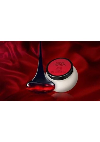 Love Potion 50 ml Edp Kadın Parfümü + Potion Vücut Kremi