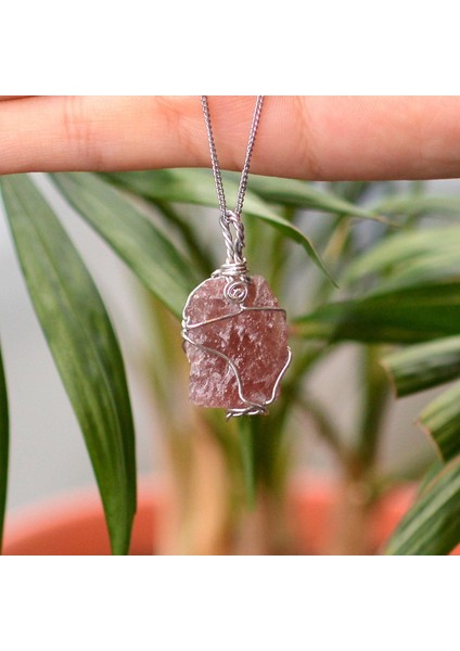 Ham Çilek Kuvars Taşı Kolye - Tel Sargılı