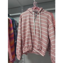 Emjey Çizgili Kapüşonlu Fermuar Yakalı Kısa Sweat