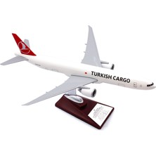 Zekupp 1:200 Boeing 777-300 Thy Lisanslı Model Uçak, Thy Uçak Maketi, Uçmayı Sevenler Için Dekoratif Kaideli Ürün, Koleksiyonerler Için Uçak