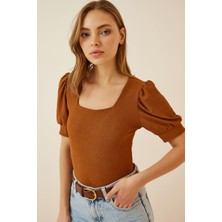 Hazelin Kadın Taba Kare Yaka Örme Bluz HZL22W-BD104091