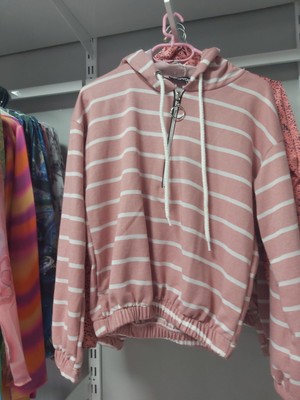 Emjey Çizgili Kapüşonlu Fermuar Yakalı Kısa Sweat