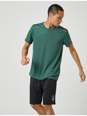 Koton Basic Spor Tişört Şerit Baskılı Bisiklet Yaka