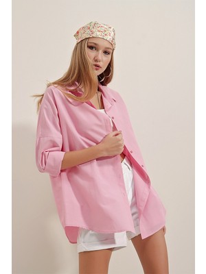 Hazelin Kadın Pembe Oversize Uzun Basic Gömlek HZL22W-BD139001