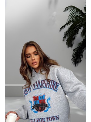 Yagmur Beren Baskılı Kapşonlu 3 Iplik  Sweatshirt