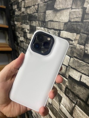 Casetify iPhone 13 Pro Max Puffer Şişme Kılıf Iç Kısmı Kadifeli Kapak Beyaz