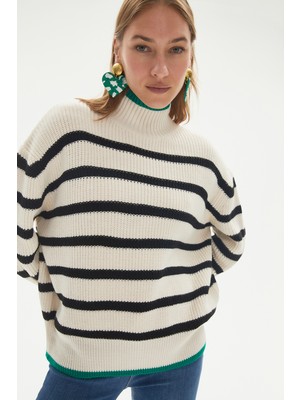 June Oversize Çizgili Renk Bloklu Triko Kazak