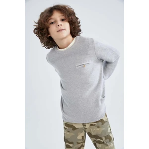 Erkek Çocuk Regular Fit Bisiklet Yaka Kazak W4651A622AU