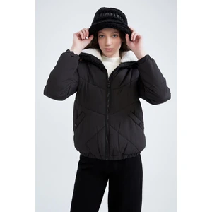 Polar Astarlı Relax Fit Şişme Mont X7033AZ22WN