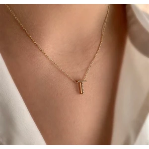 Sadece Jewellery Gold Renkli Üç Boyutlu Zirkon Taşlı T Harfli Kolye