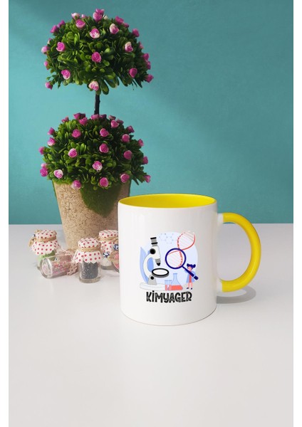 Kimyagere Hediye Kimyager Sarı Kupa Bardak Kalemlik modelleri