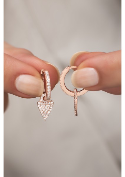 925 Ayar Gümüş Zirkon Taşlı Kalp Kilit Küpe fiyatları