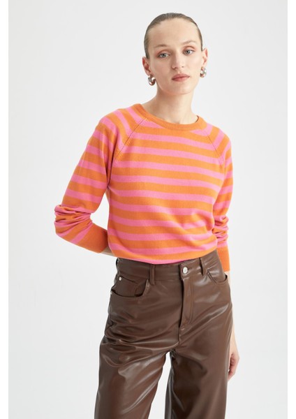 Relax Fit Bisiklet Yaka Kazak X0188AZ22WN modelleri