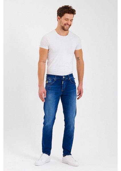 Darrell x Javed Undamaged Wash Erkek Jean fiyatları