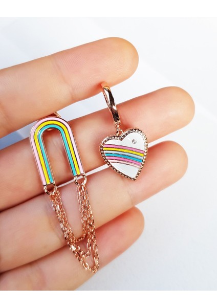 Tekli Ithal Rainbow Love Gümüş Küpe fiyatları